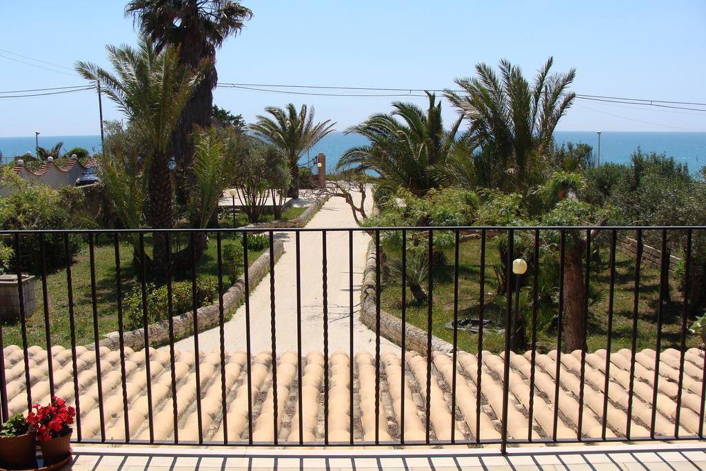 La Villa Rosa Al Mare Pozzallo Room photo