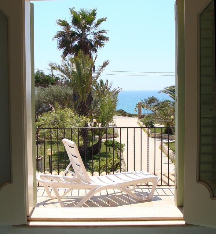 La Villa Rosa Al Mare Pozzallo Room photo