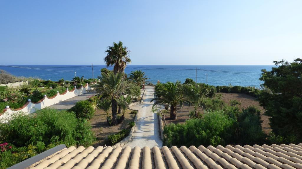 La Villa Rosa Al Mare Pozzallo Exterior photo
